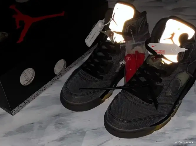 CT8480-001 x Air Off-White Jordan Black 5 0528